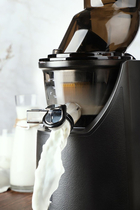 Evolution Cold Press Juicer 820