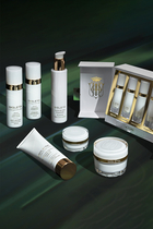 Sisleÿa L'Intégral Anti-Age Concentrated Firming Body Cream