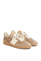 Upvillage Sneakers