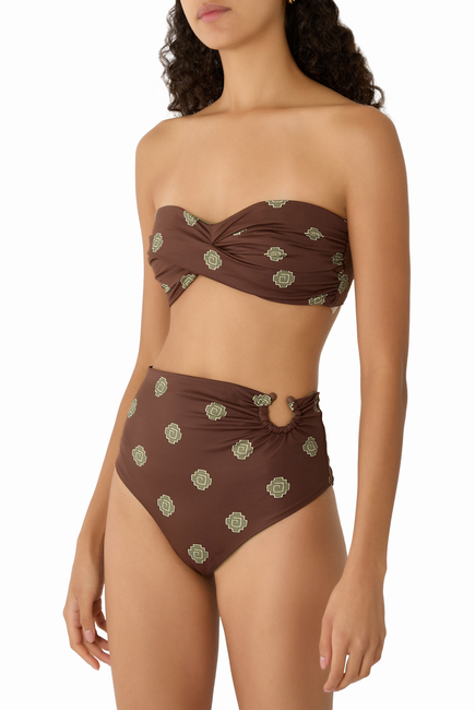 Taita Bikini Bottom