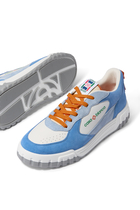 Court Sneakers