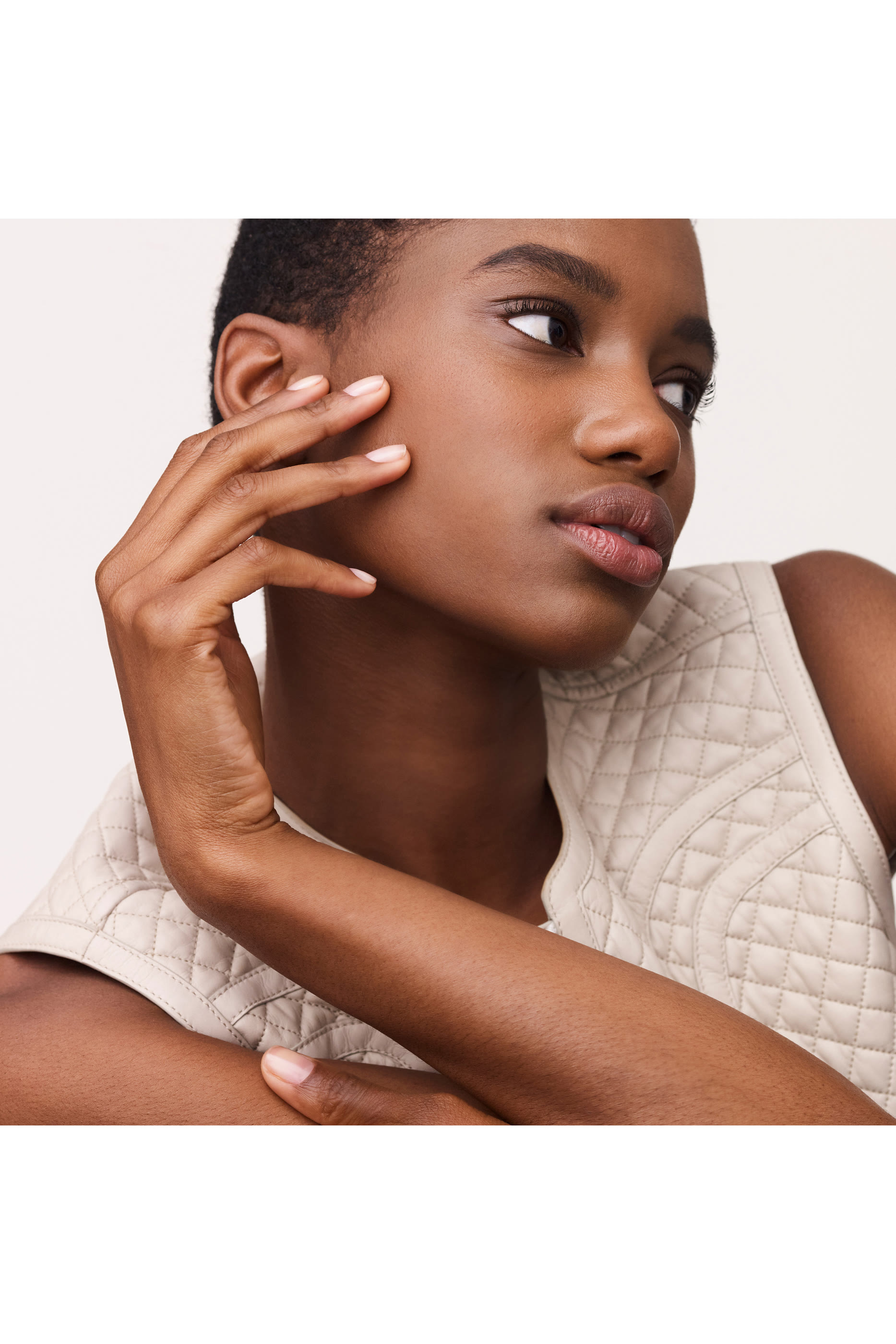 Les Mains Herm&egrave;s, enamel base coat