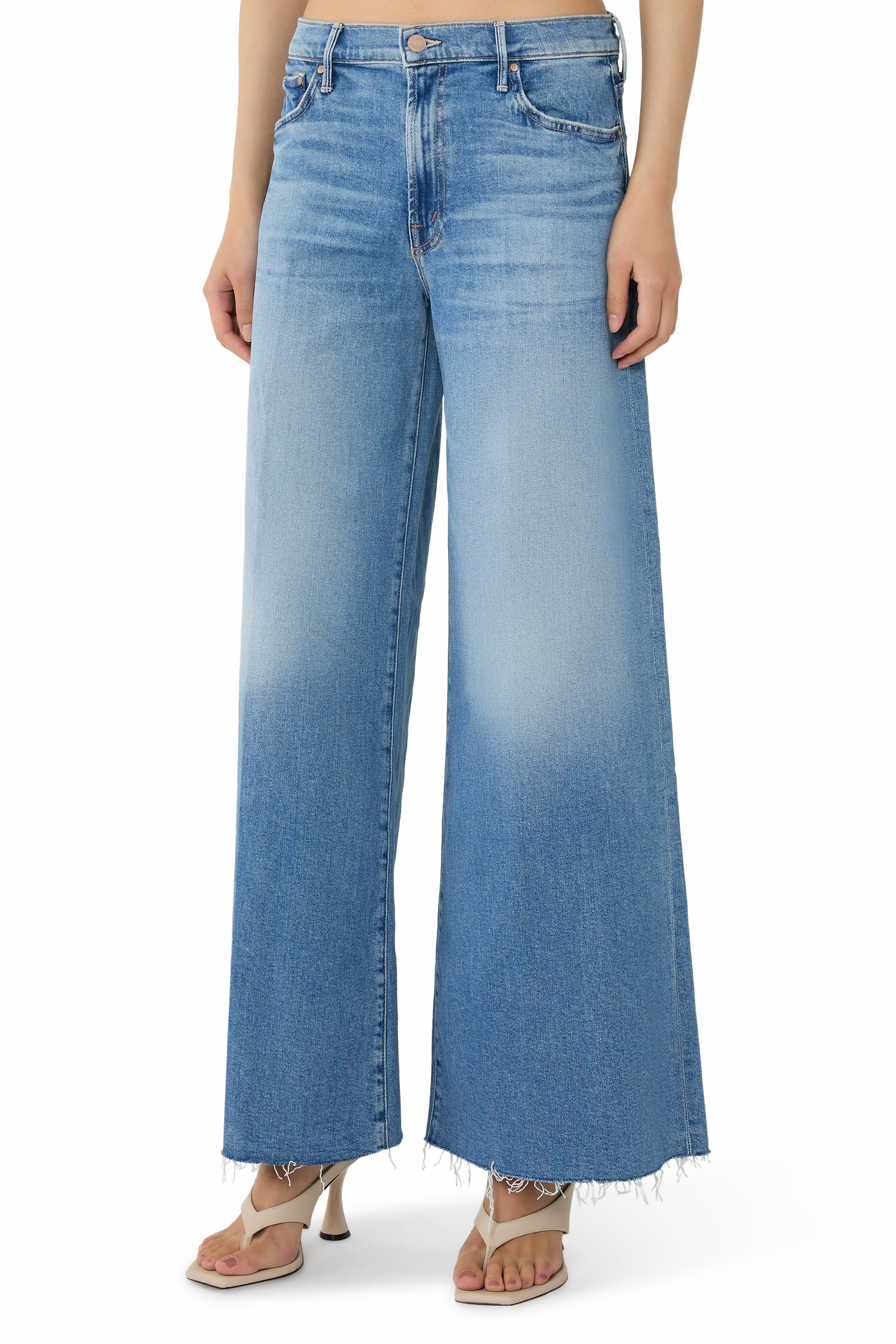 The Swisher Sneak Fray Jeans