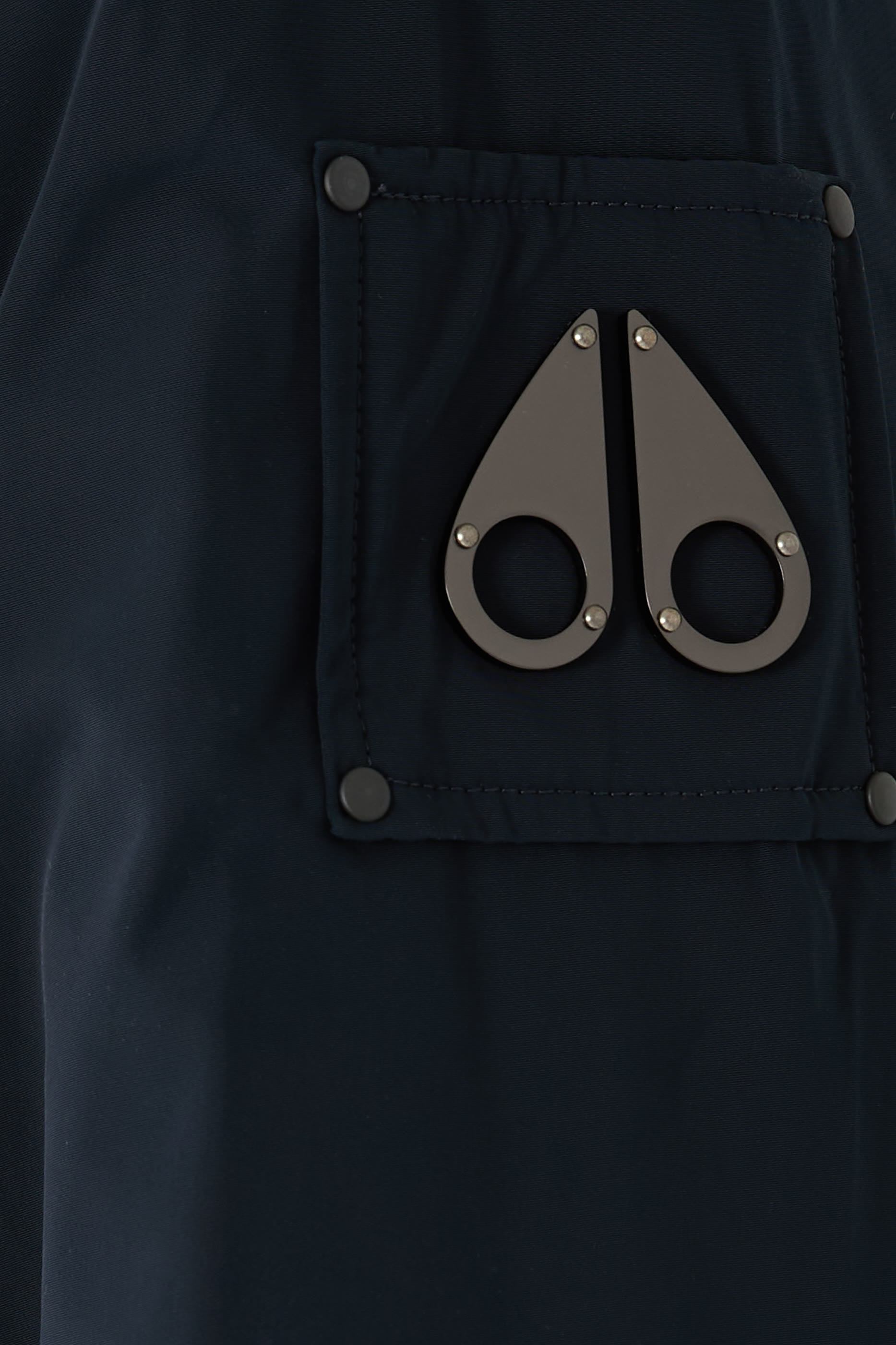 Button-Fastening Shirt Jacket