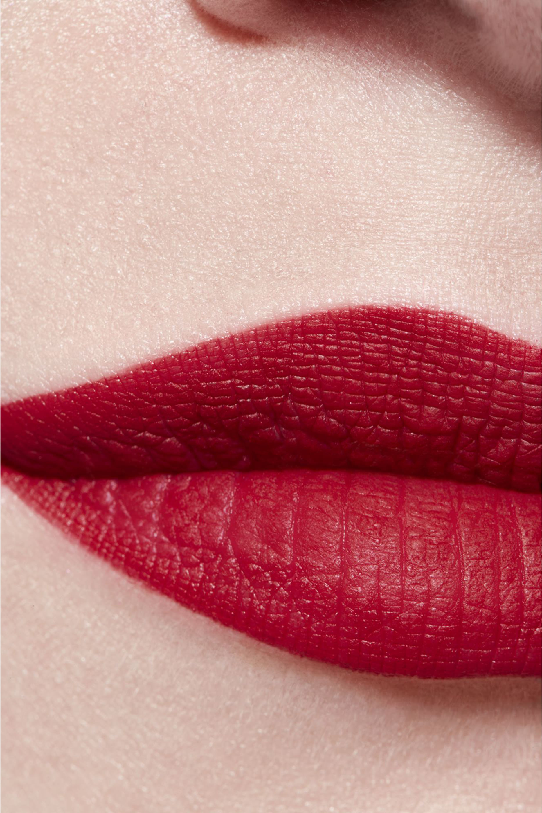 Rouge Allure Velvet Luminous Matte Lip Colour