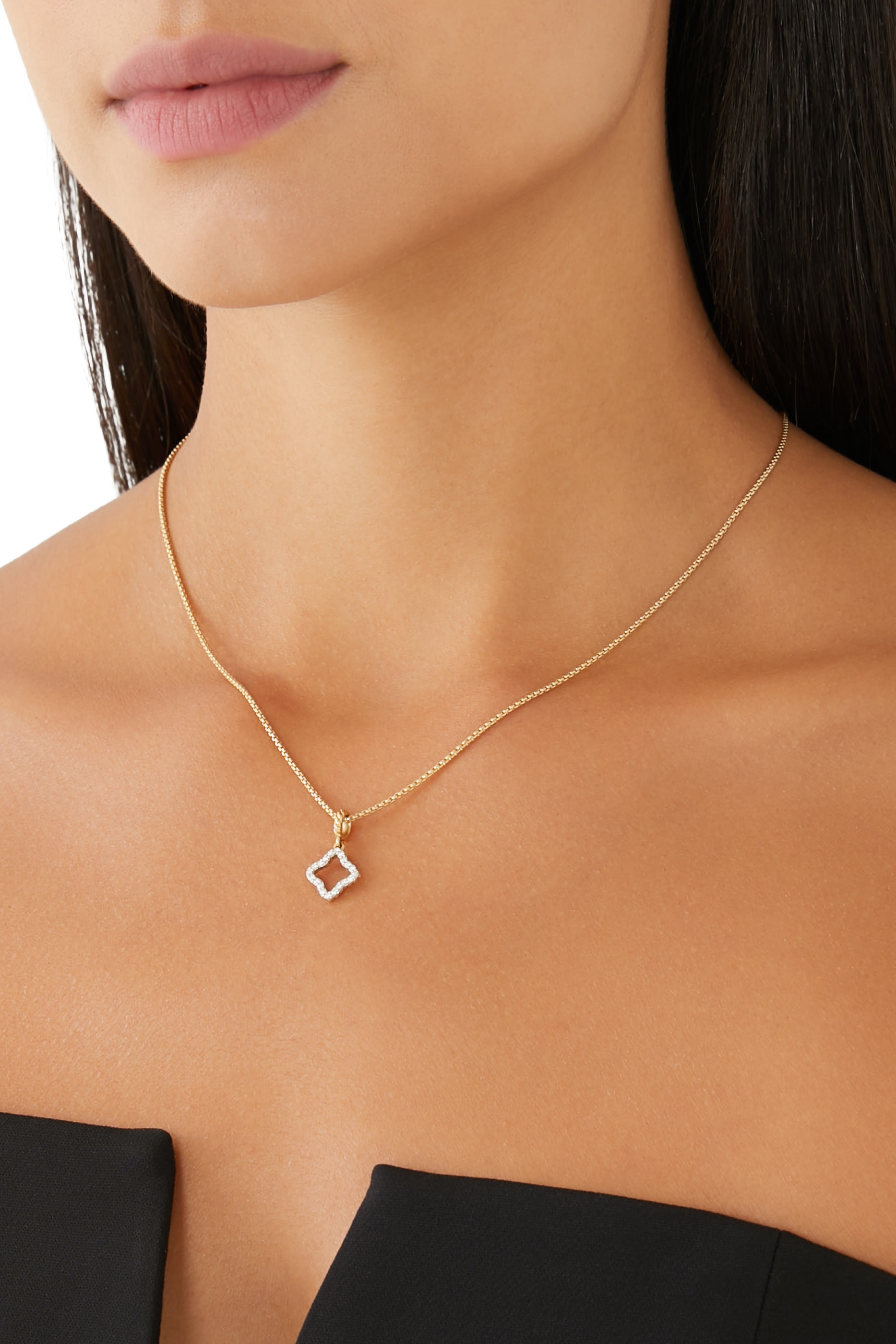 Quatrefoil Amulet in 18K Yellow Gold with Pav&eacute; Diamonds