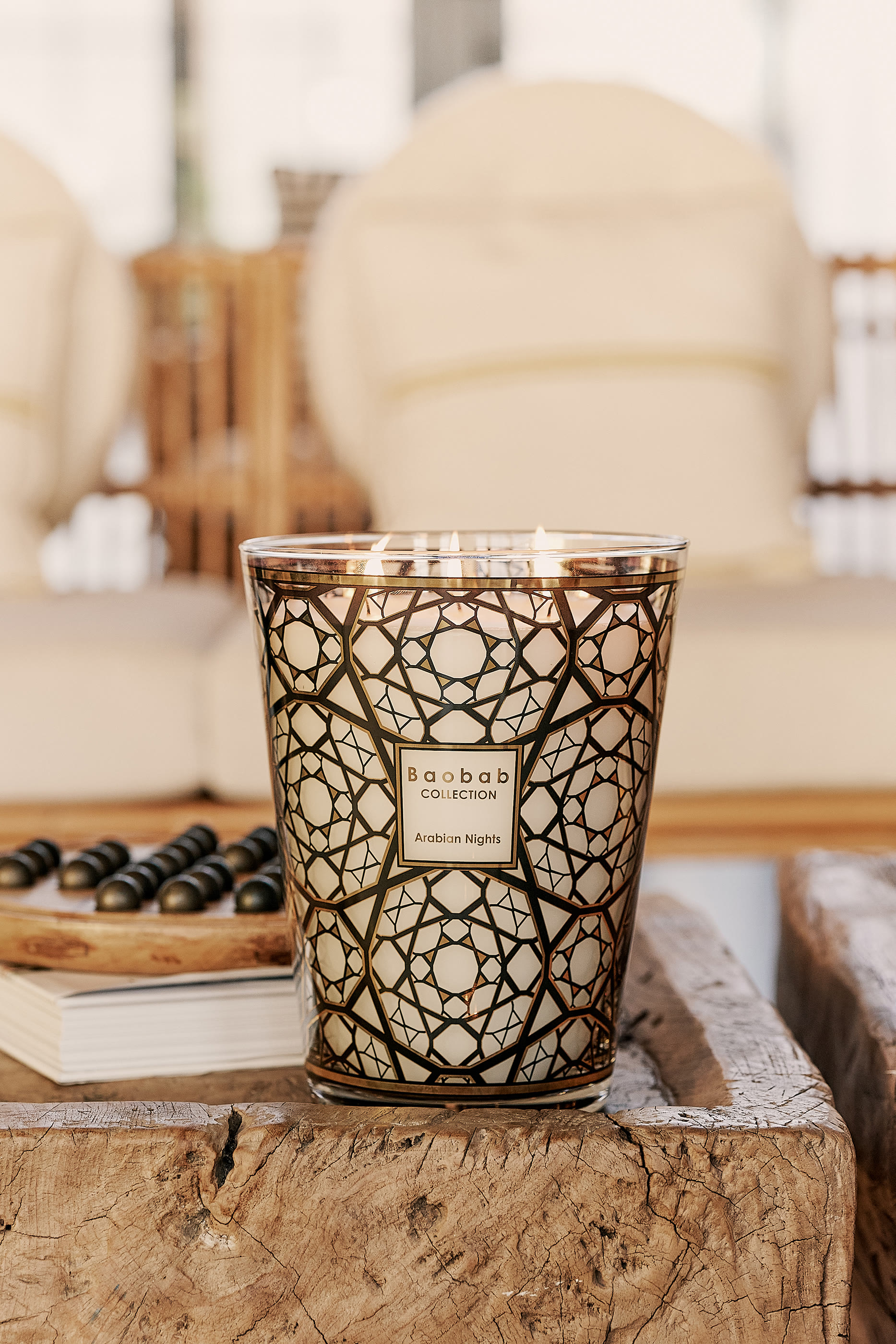 Max 10 Arabian Nights