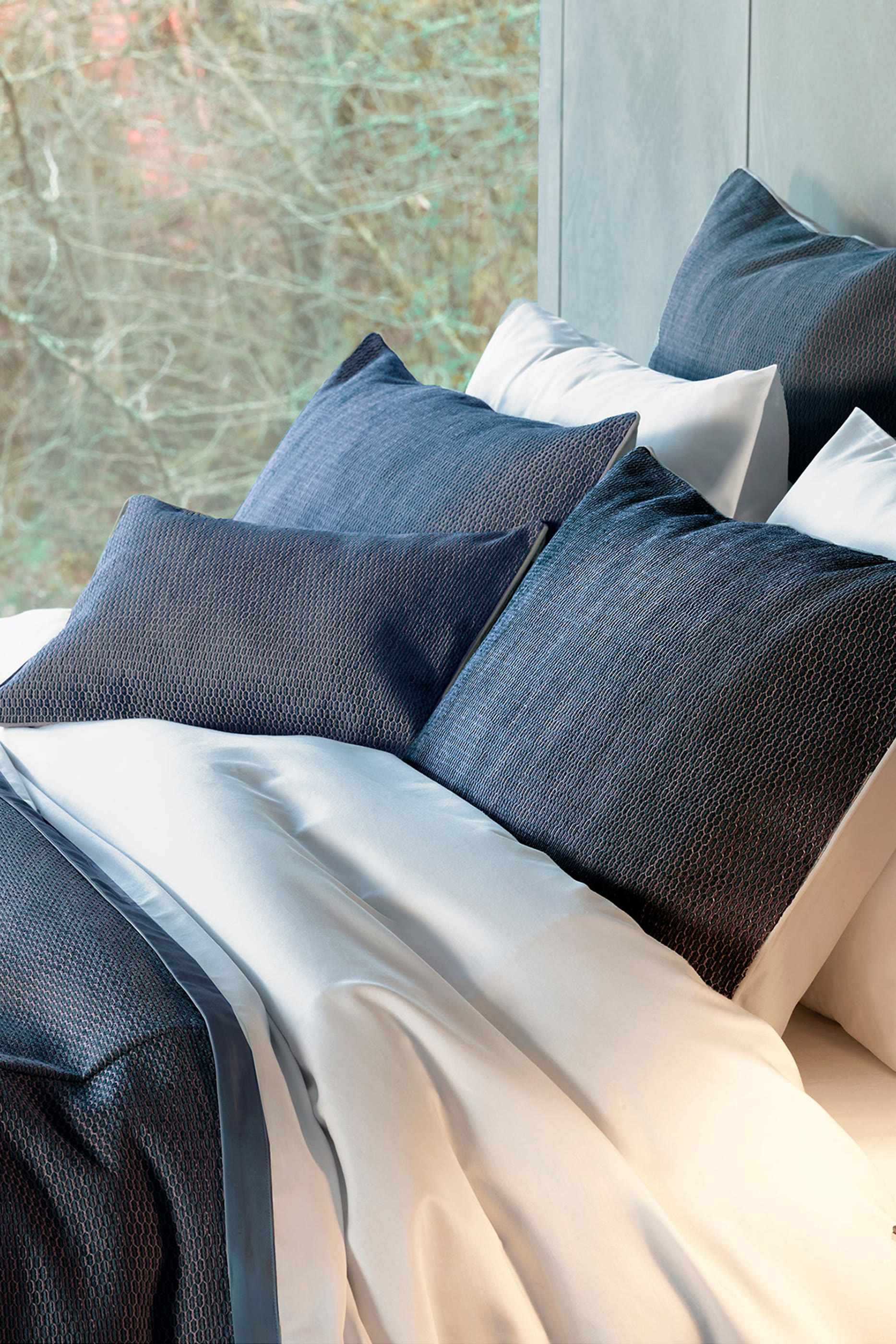 Boudoir Jasmim Deep Indigo Cushion Cover