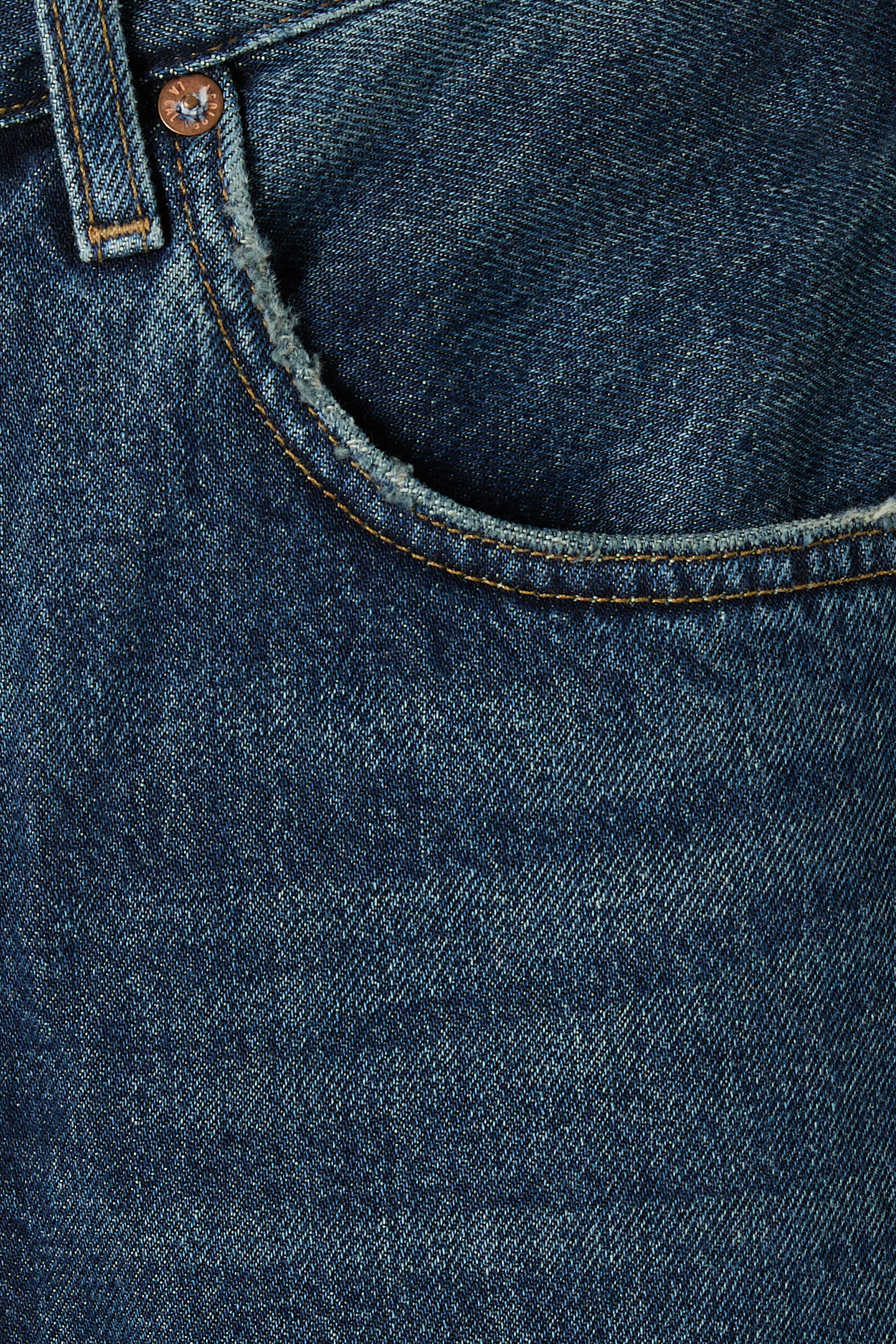 Twist Wide-Leg Jeans