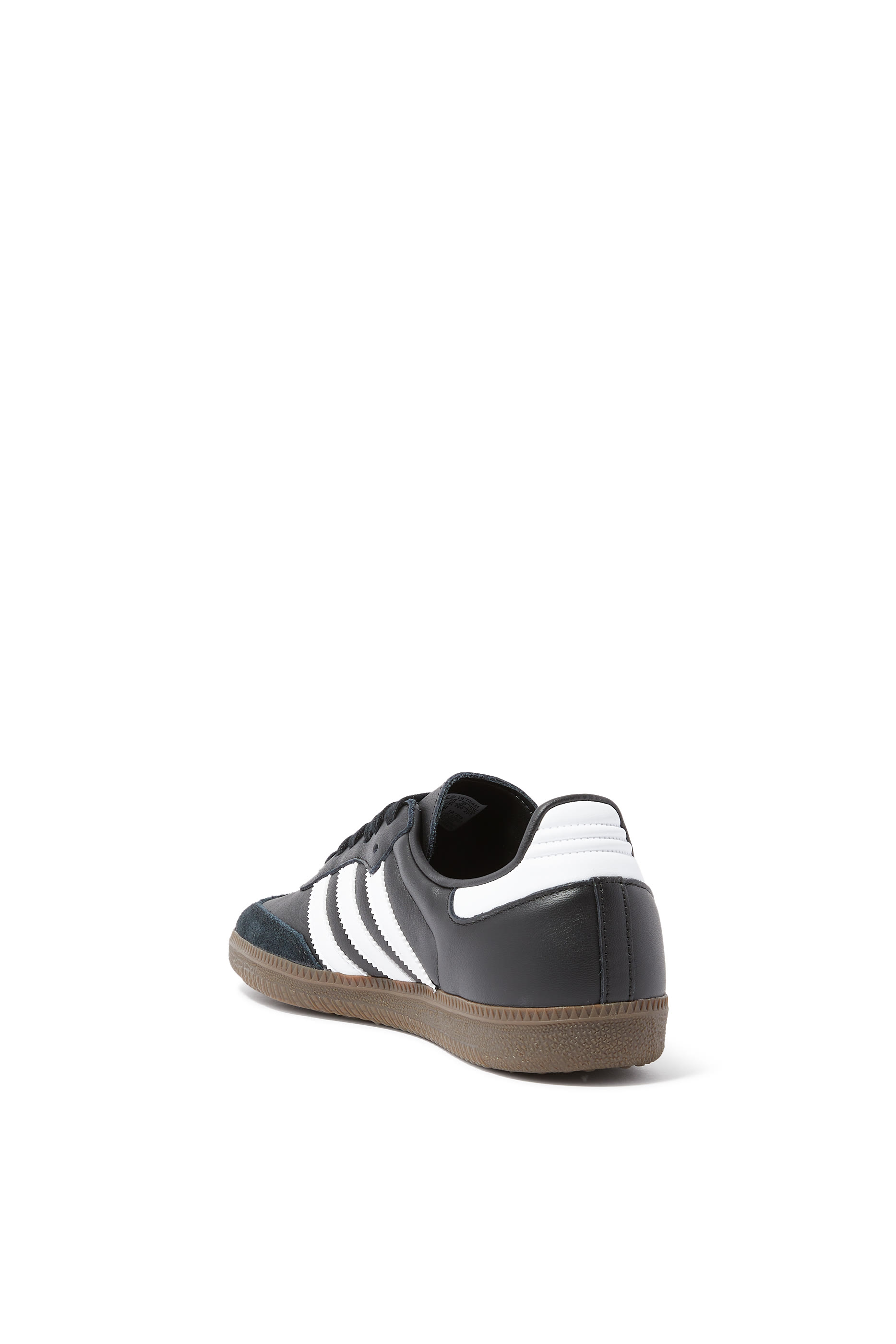 	Samba Low Top Sneakers