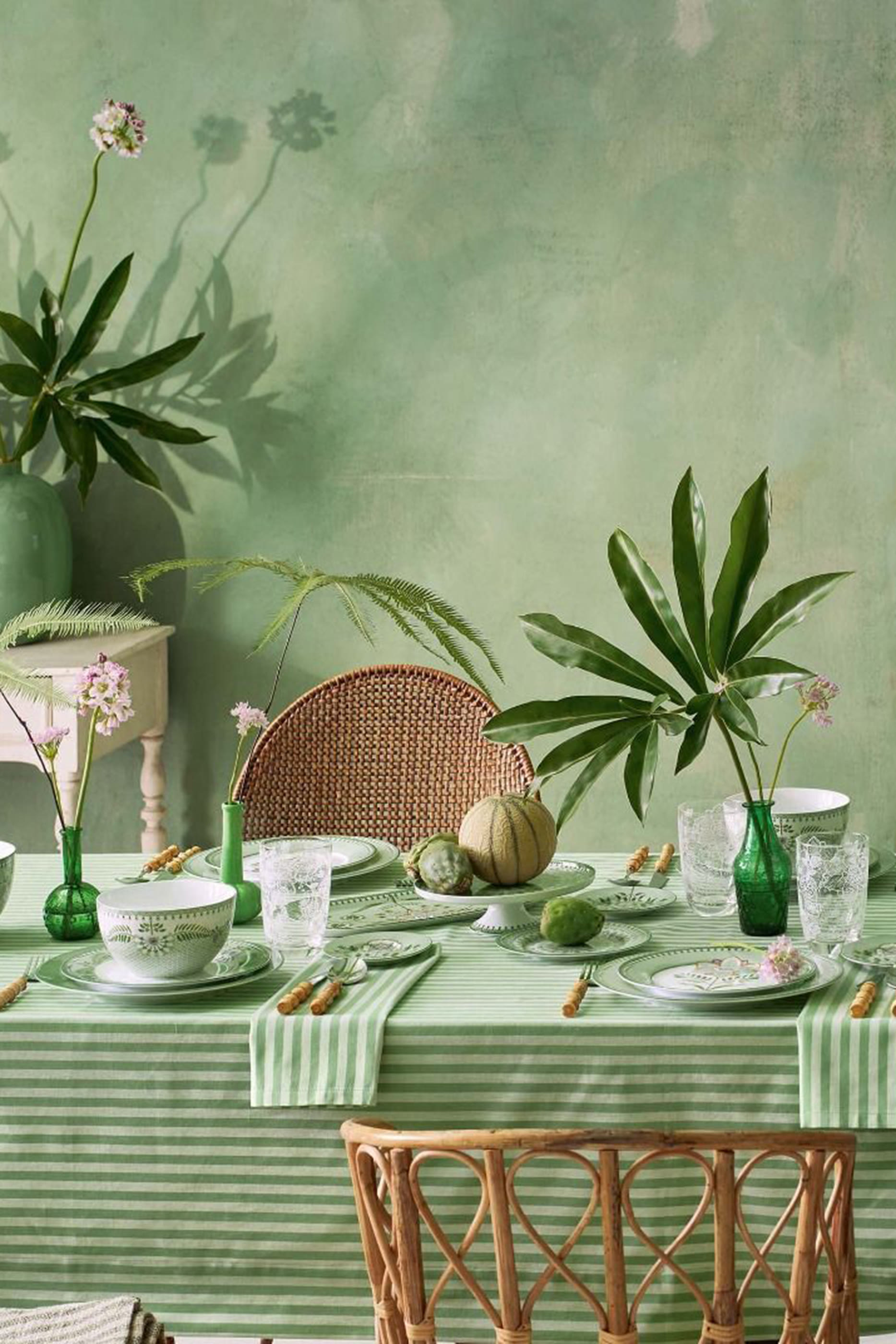 Lily & Lotus Breakfast Plate