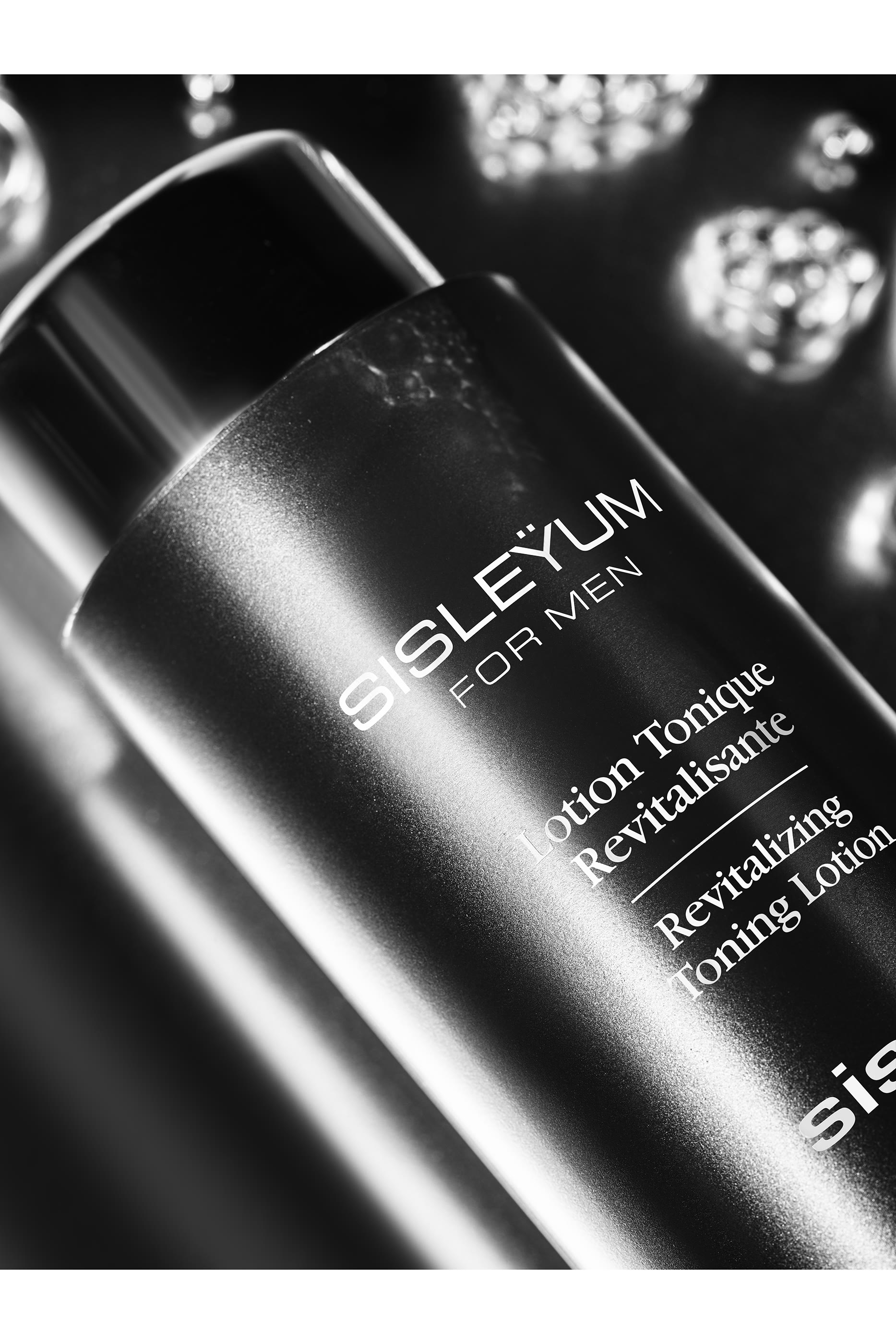 Sisle&yuml;um Revitalizing Toning Lotion