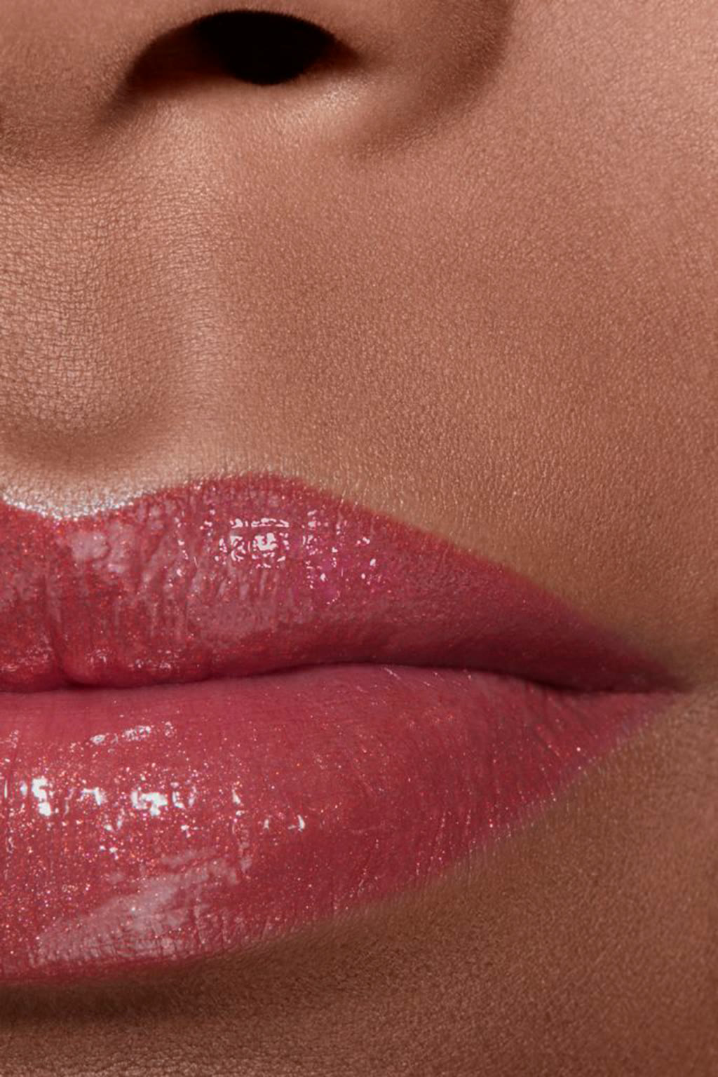 ROUGE COCO FLASH Colour, Shine, Intensity In A Flash