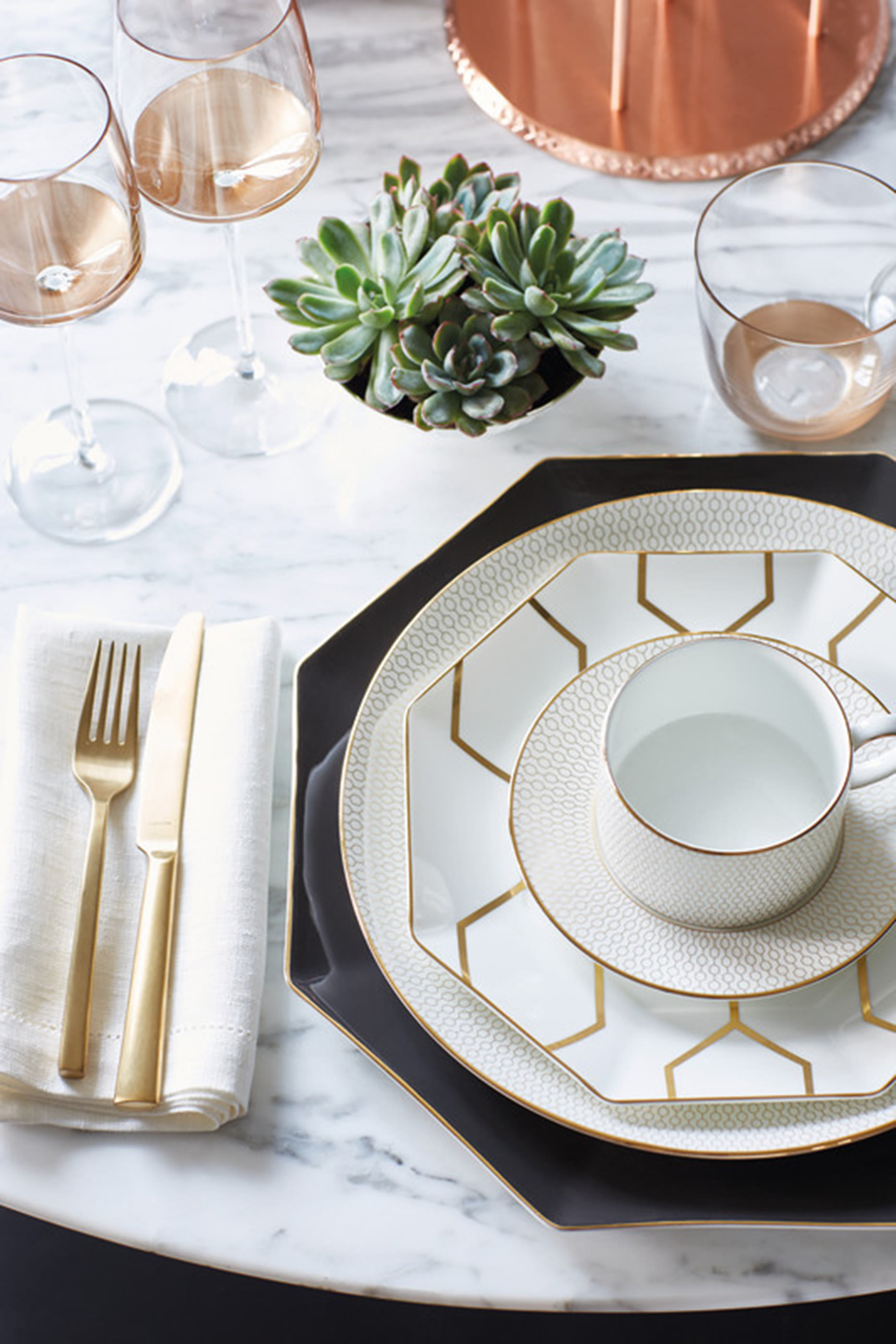 Arris 23 Octagonal Plate