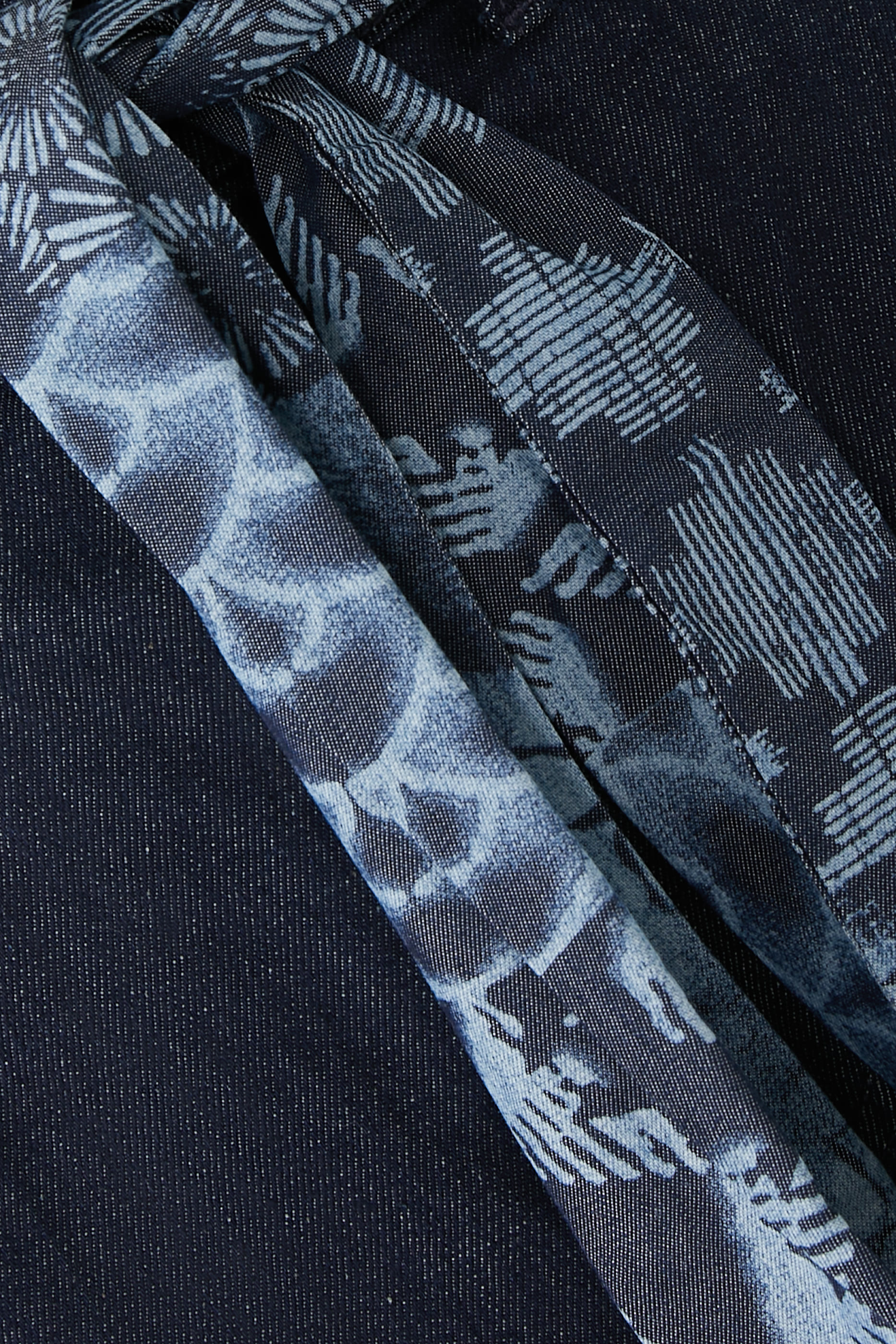 J77 High-Waisted Denim Shorts with Printed Sash