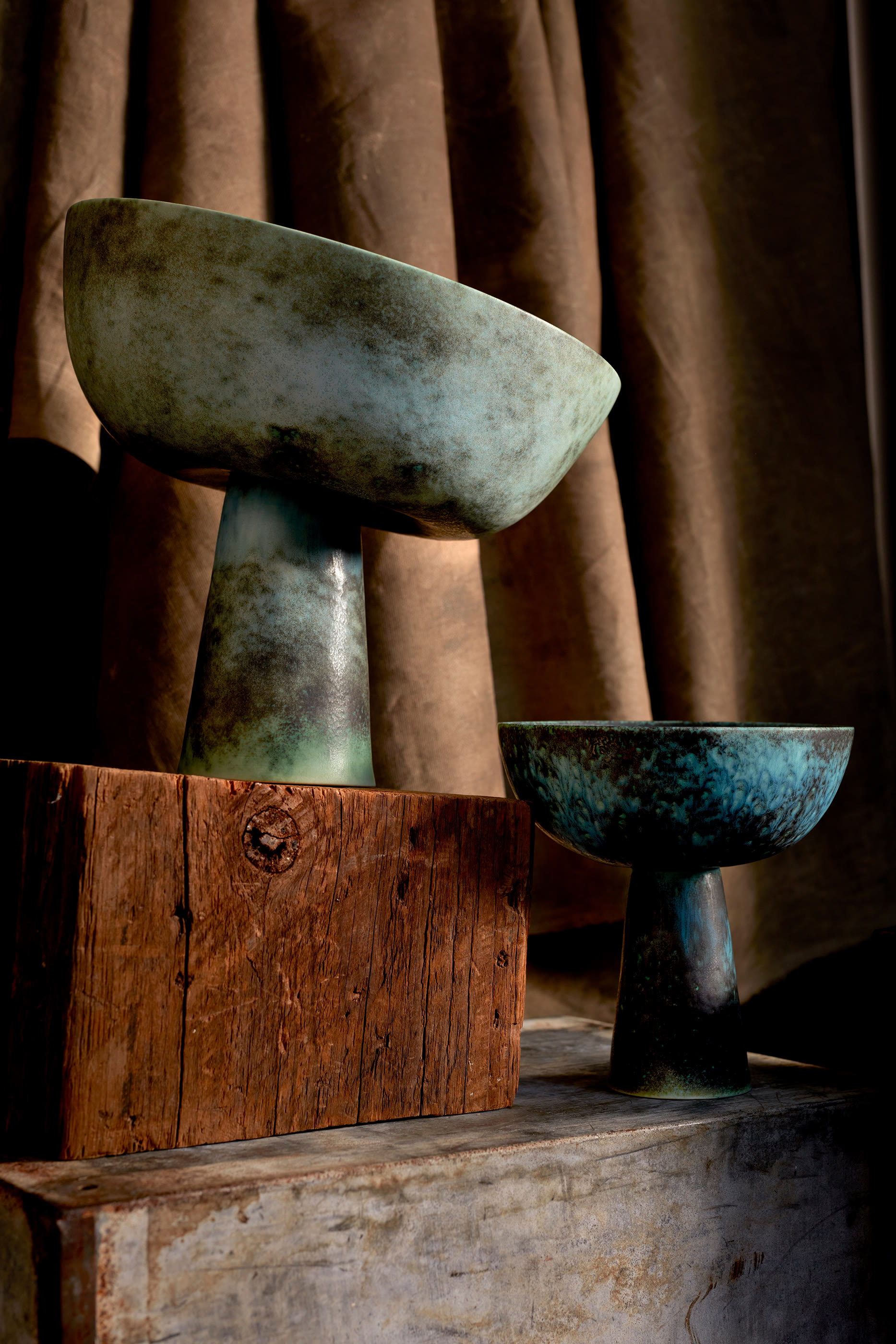 Terra Bowl Medium on Stand