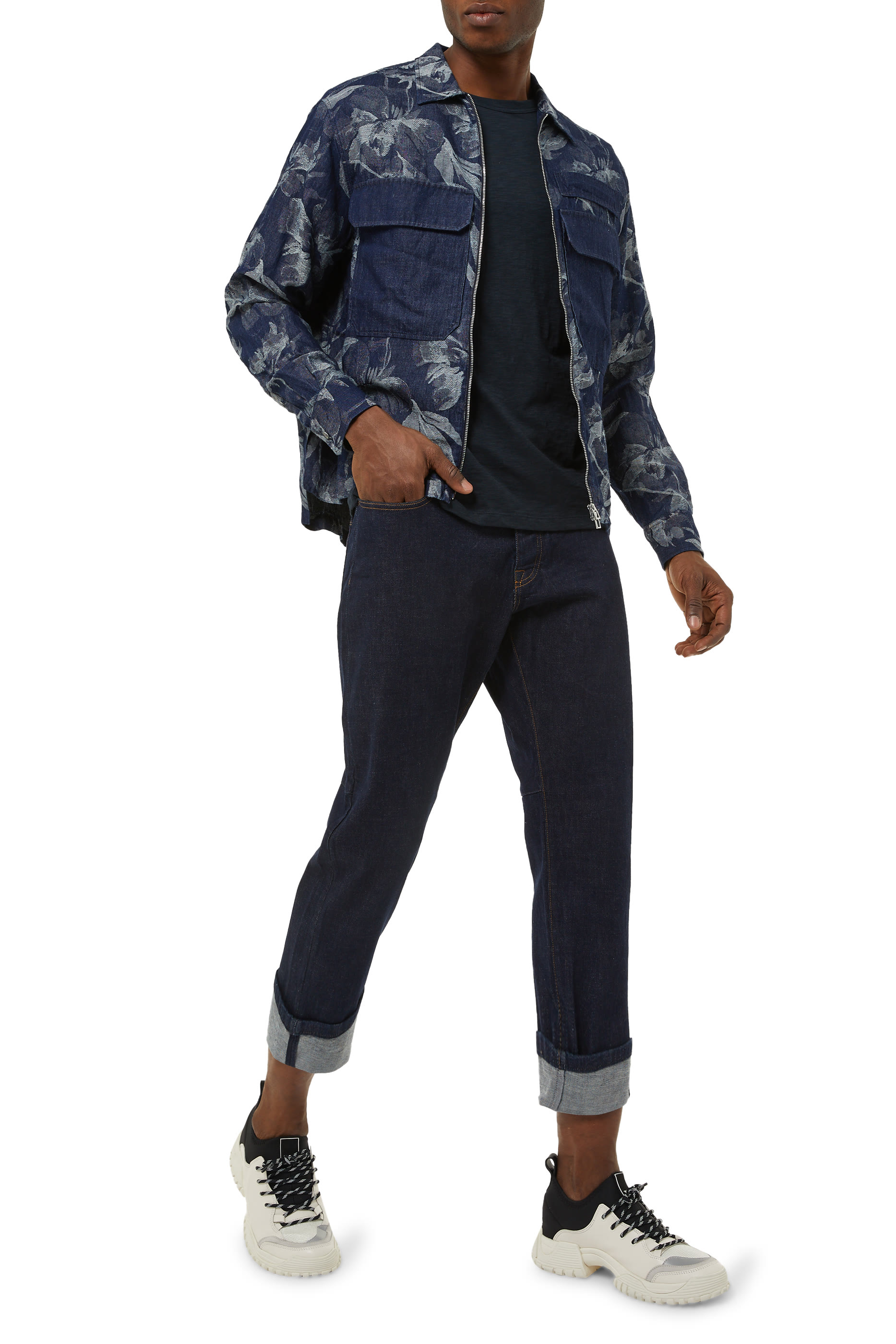 Cosmos Essential T-Shirt