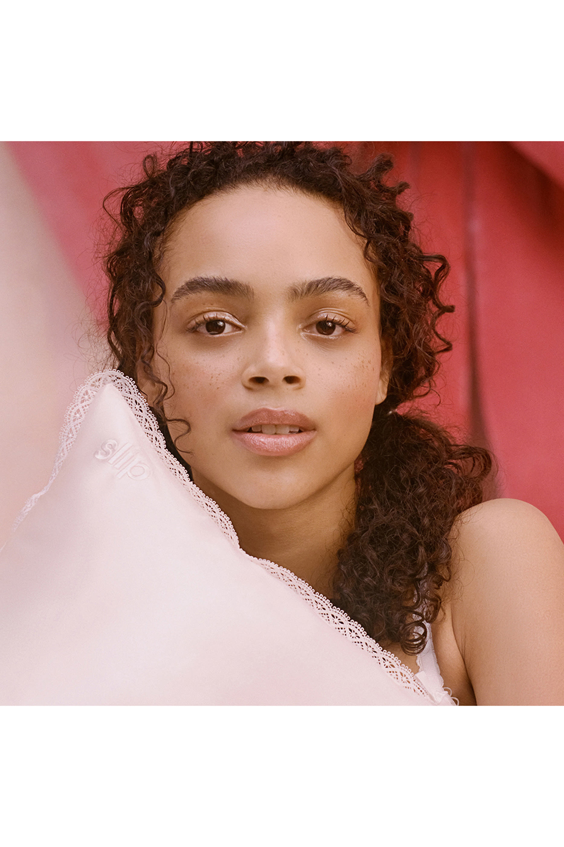 Charm Silk Queen Gift Set 