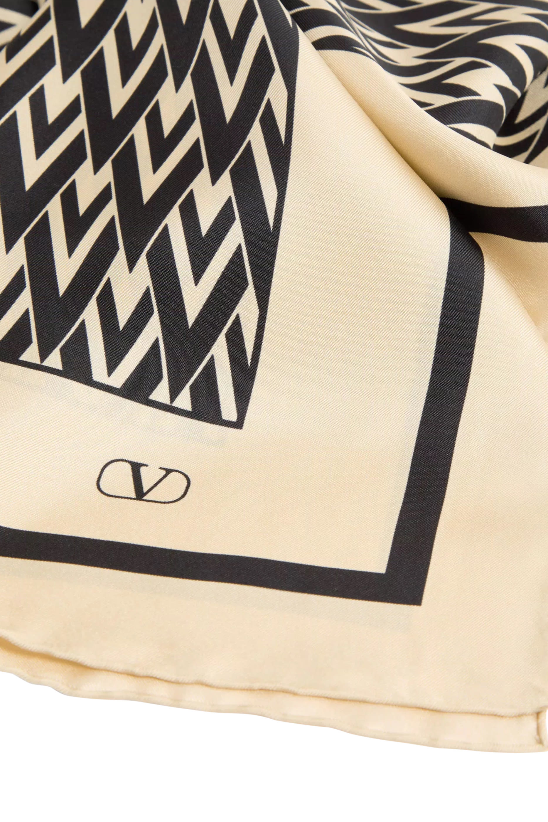 Toute La V Silk Scarf