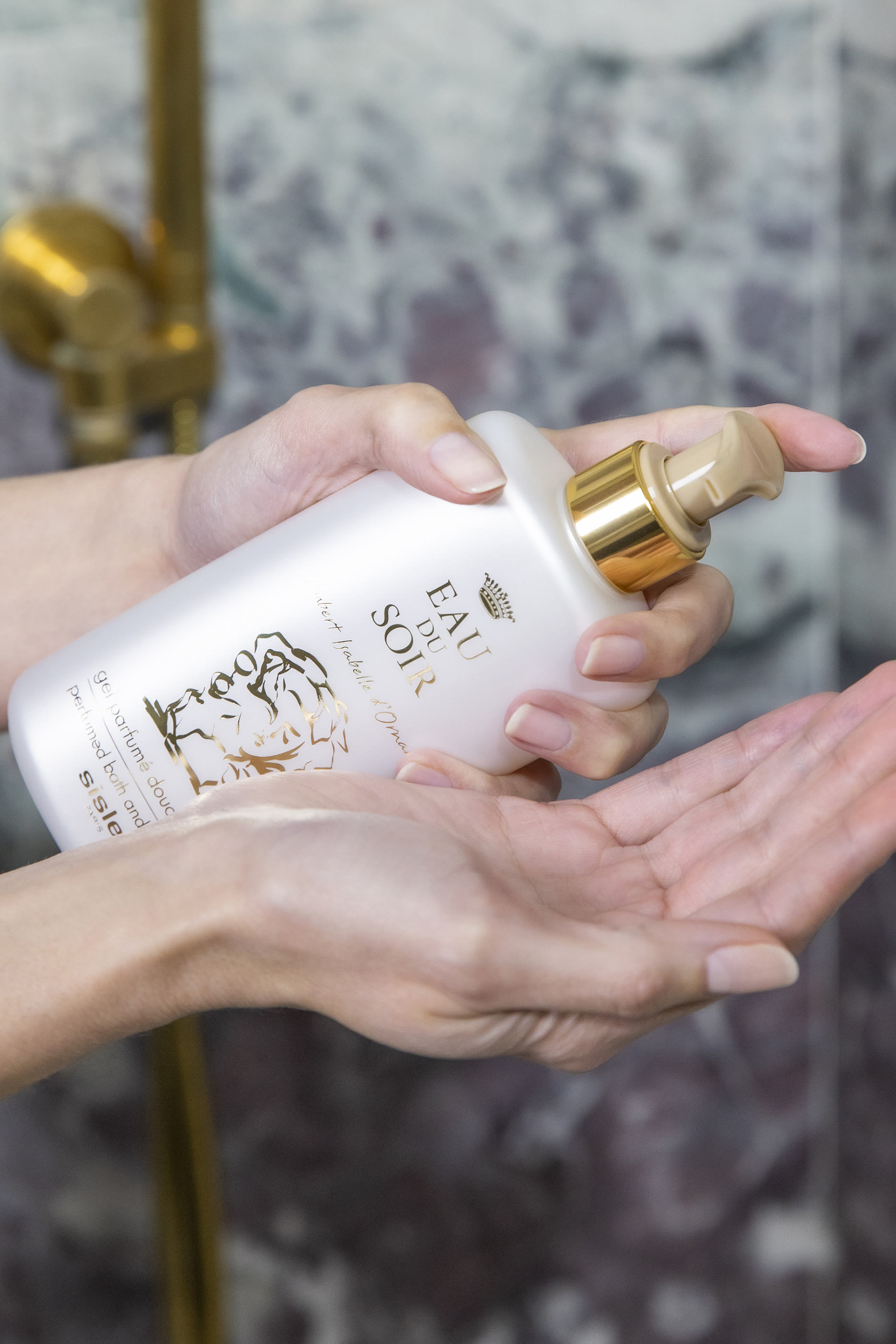 Eau du Soir Perfumed Bath and Shower Gel