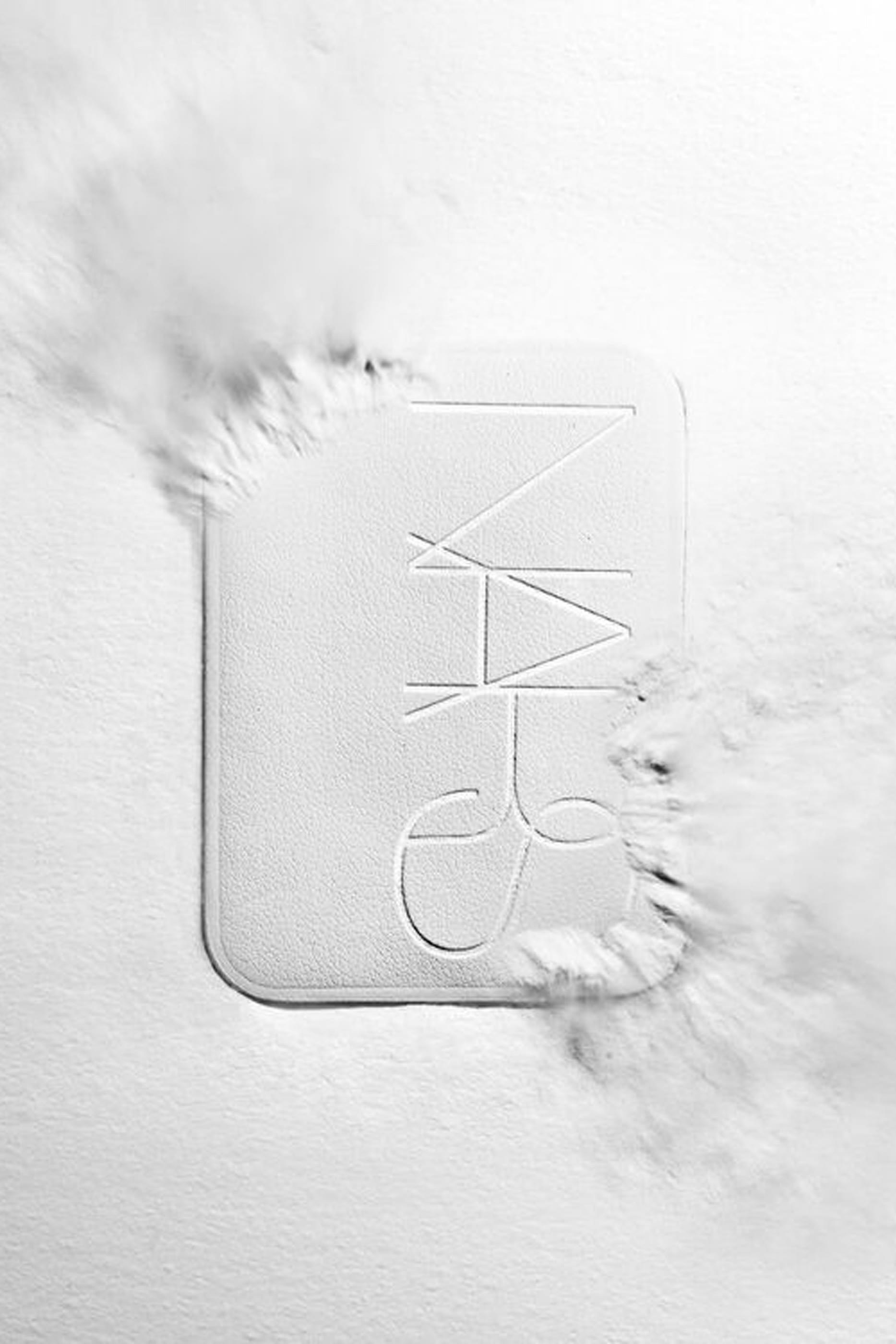 Light Reflecting Powder &ndash; Pressed