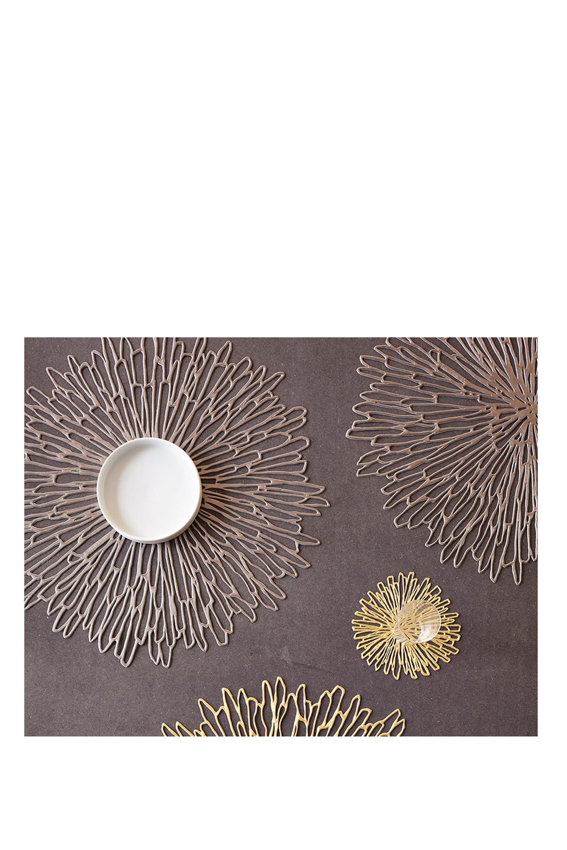 Bloom Pressed Vinyl Placemat - Gilded