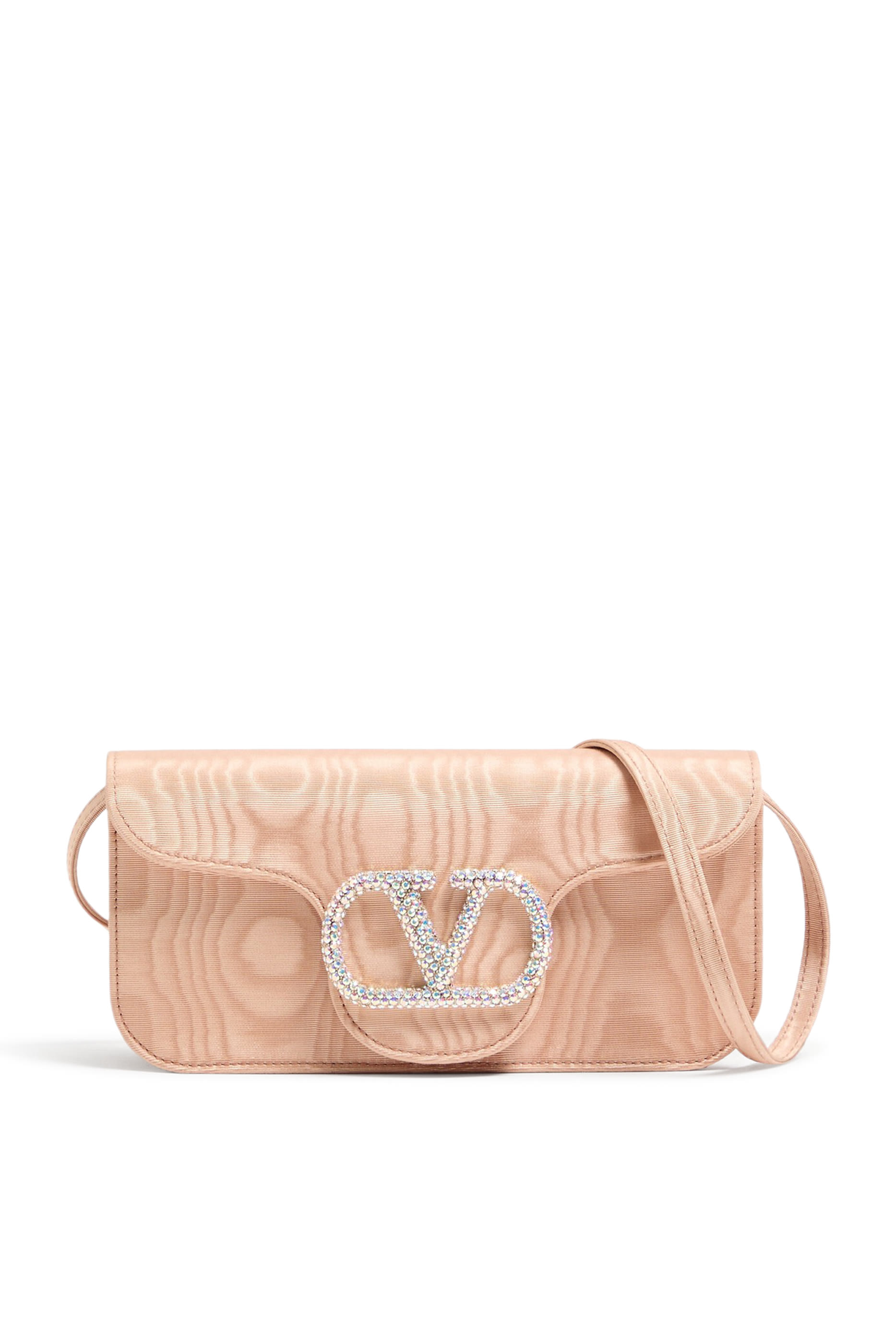 VLogo Clutch