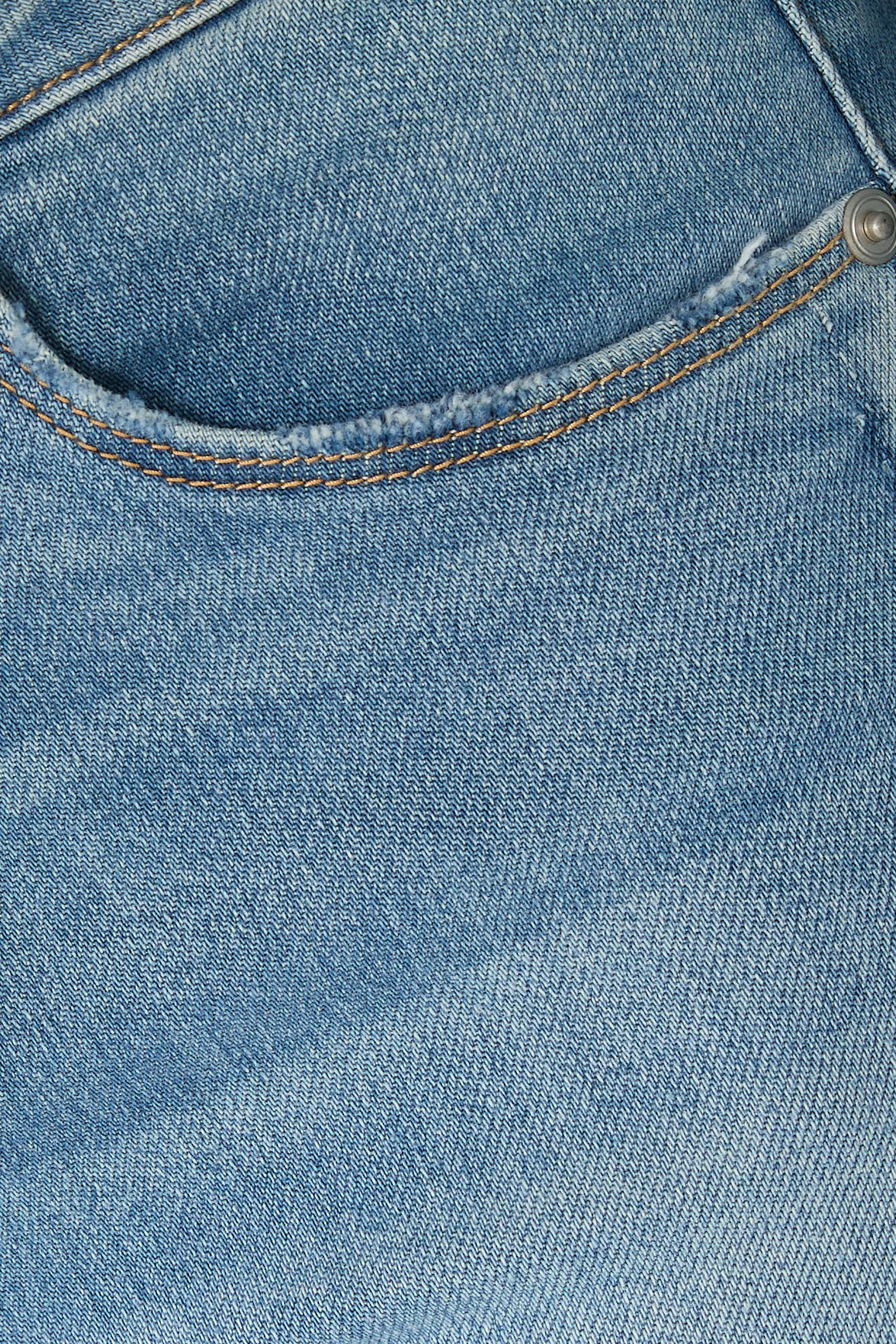 Soft Tech Good True Straight Jeans